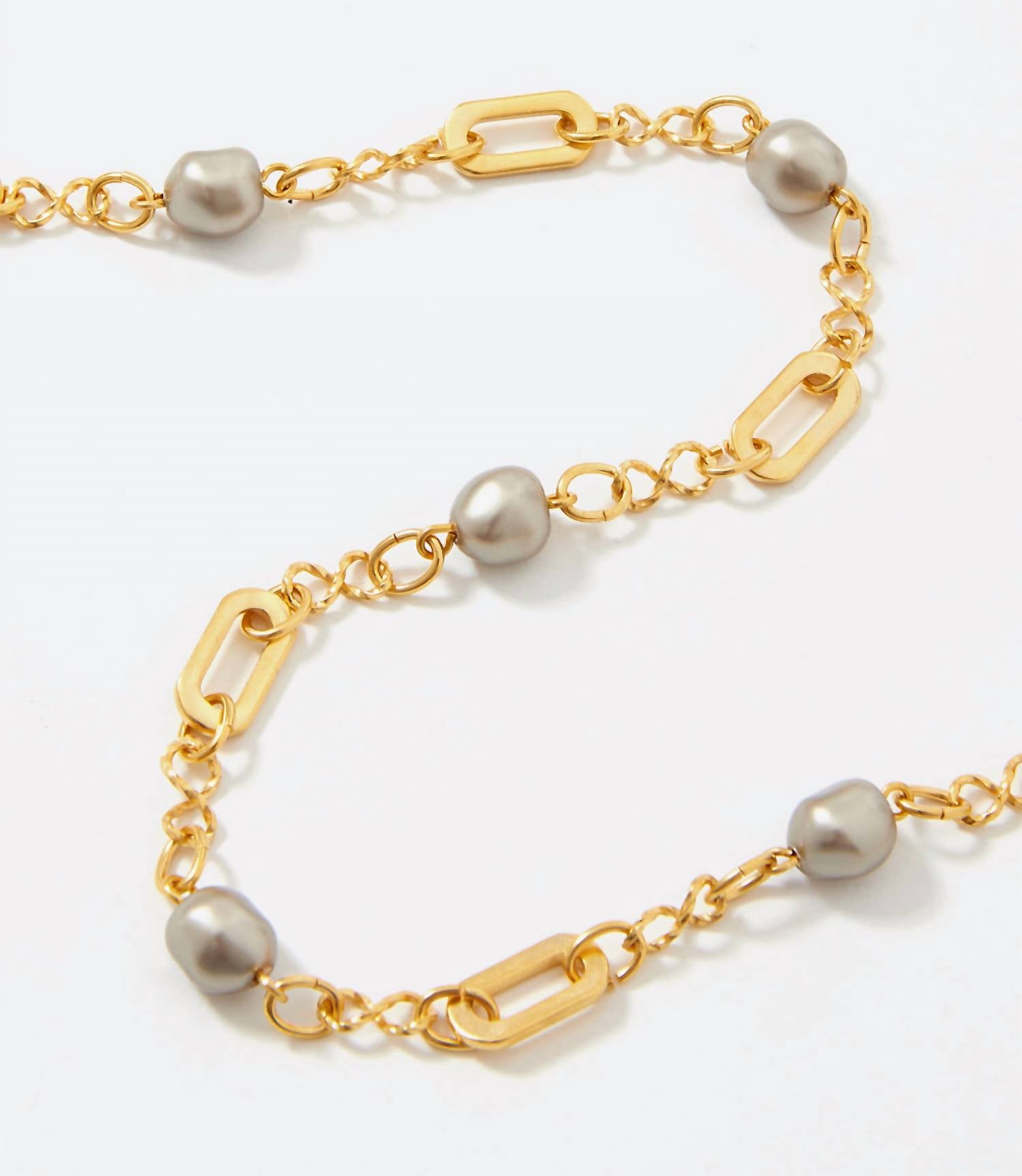 La Vie Parisienne - Beaded Pearl Necklace - gold - jewelry - necklaces