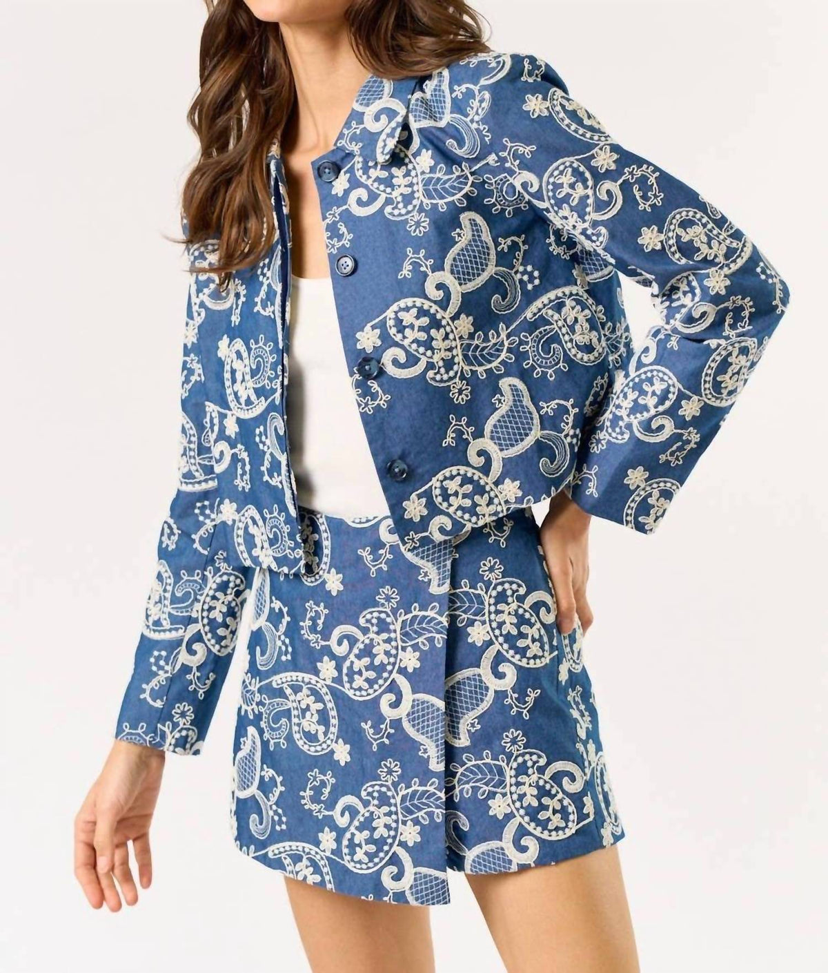 Lalavon - Floral Embroidered Jacket