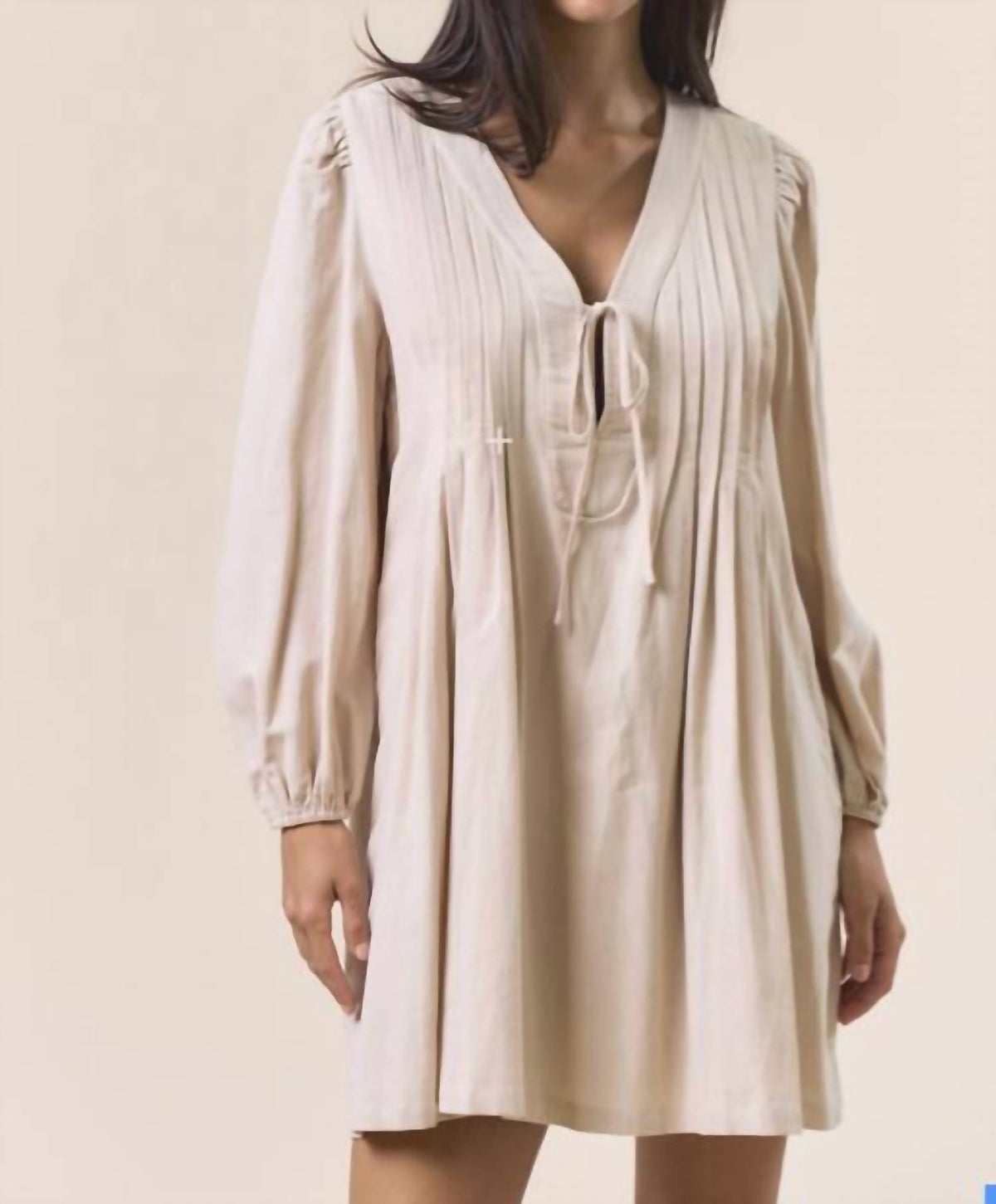 Lalavon - Vee neck puff sleeve Dress