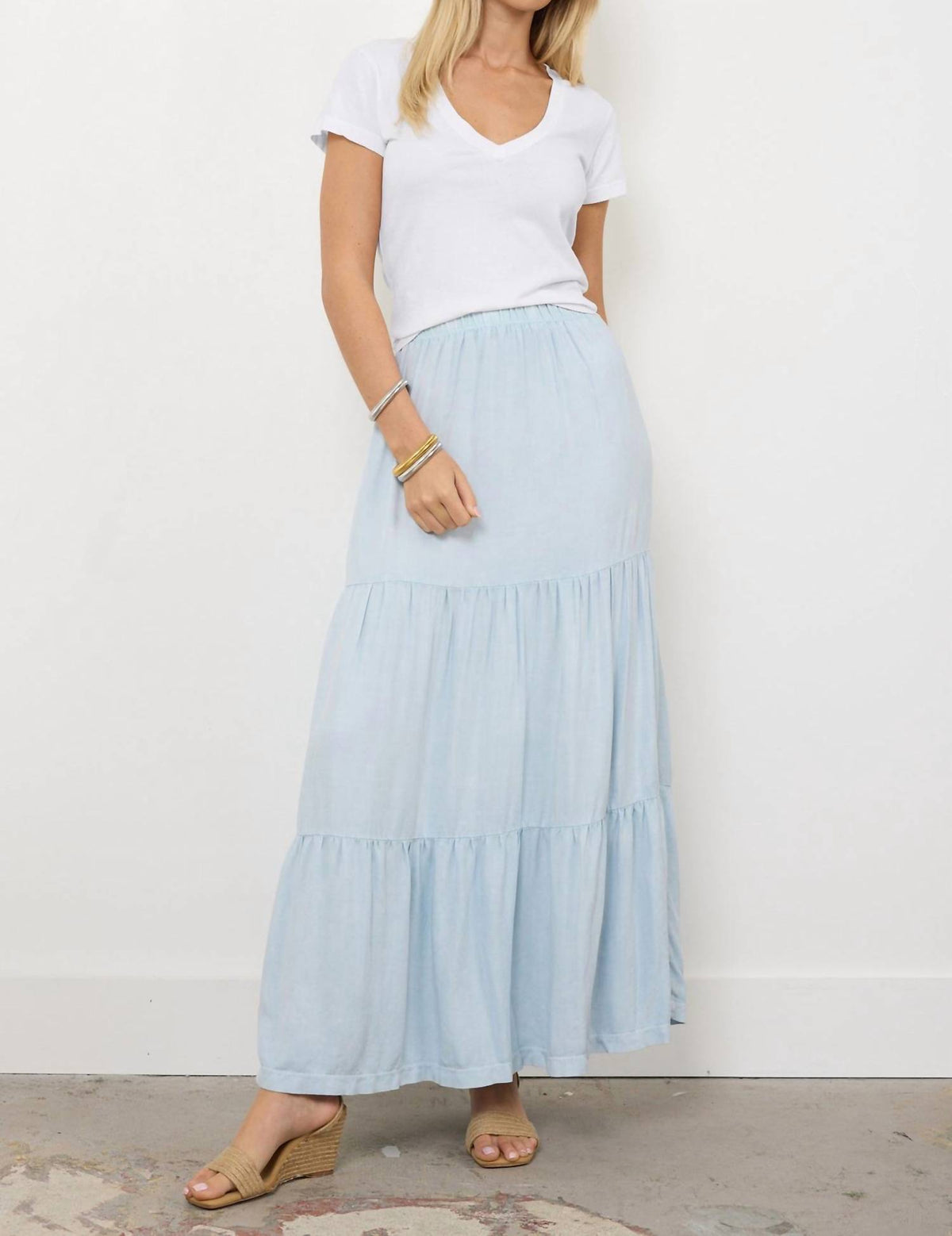 Lamade - Arlo Vneck Short Sleeve Tee