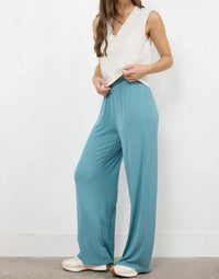 Lamade - Staple V-neck Tank Top