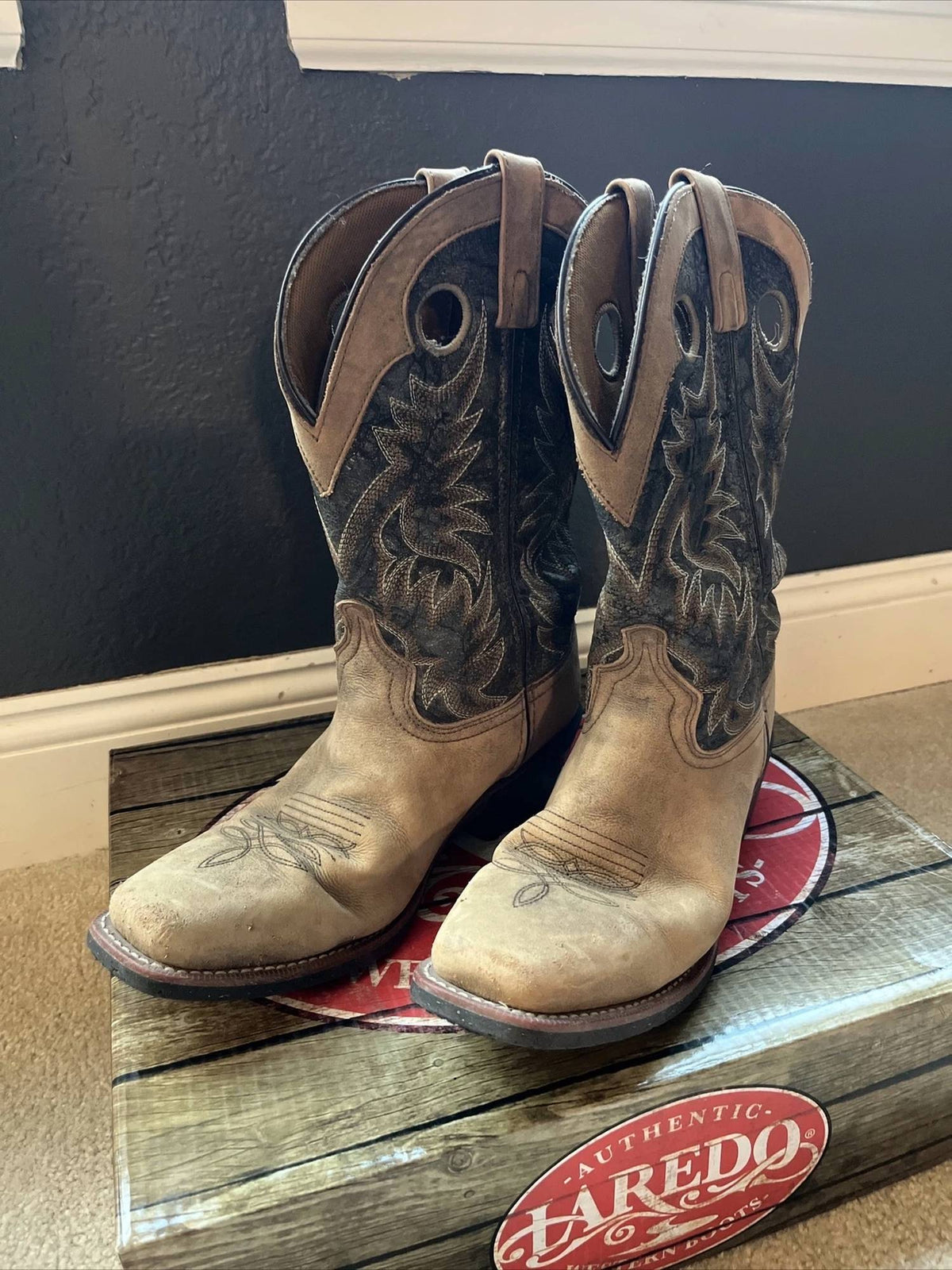 Laredo - Men’s Sanded Stillwater Cowboy Boots