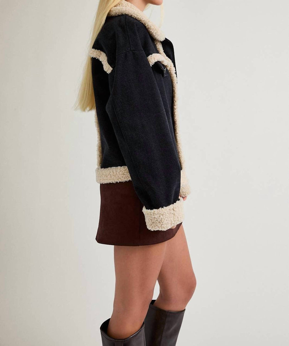 Le Lis - Fur Contrast Jacket