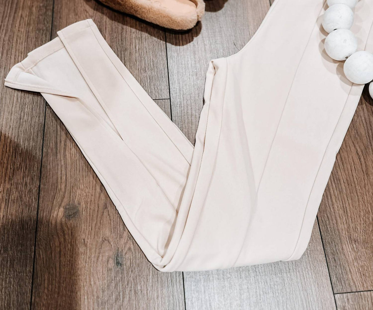 Le Lis - Home For The Holidays Pant