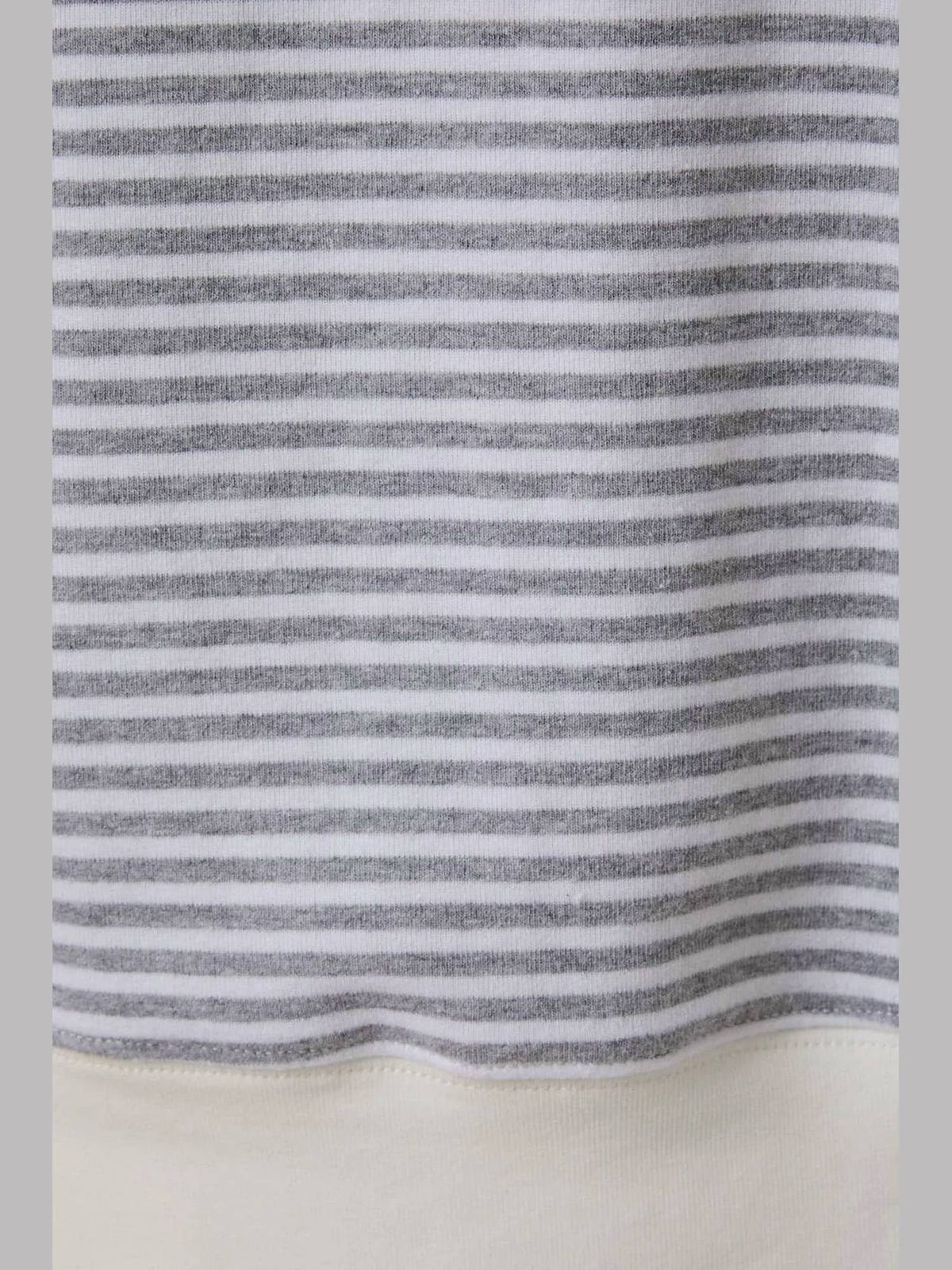Le Lis - Mock Neck Sweatshirt