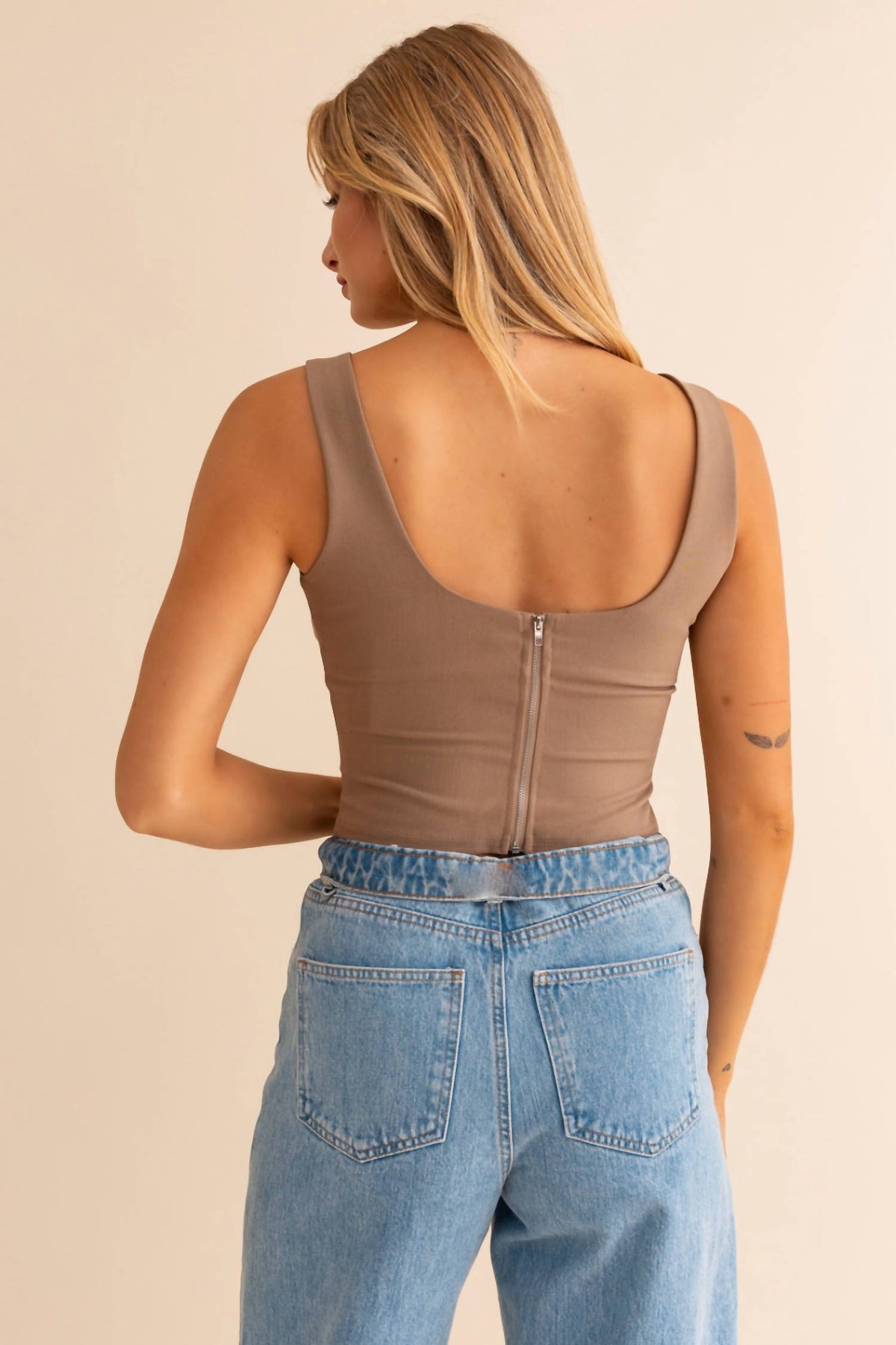 Le Lis - Mousse u neck top