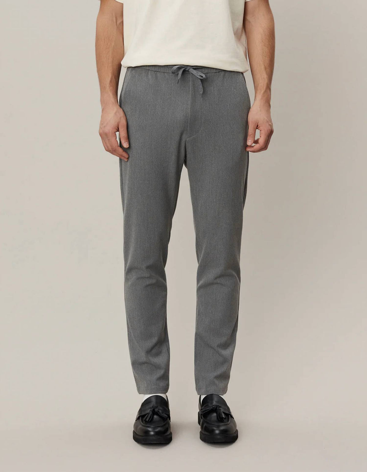 Les Deux - Como Tapered Drawstring Pant