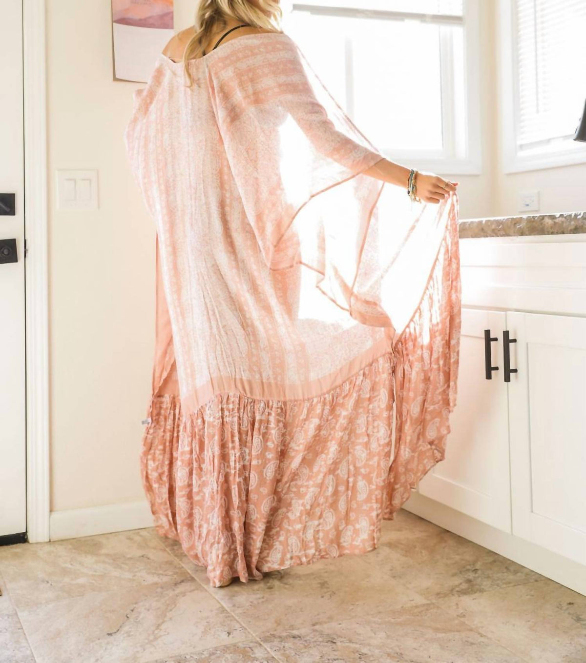 Leto - Long Paisley Flowy Kimono