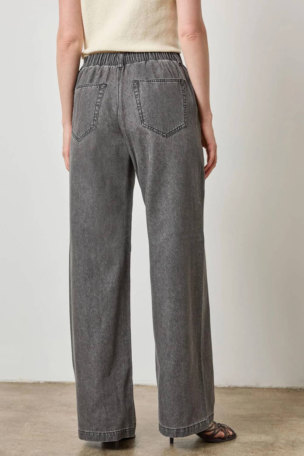 Lilla P - Straight Leg Drawcord Pant
