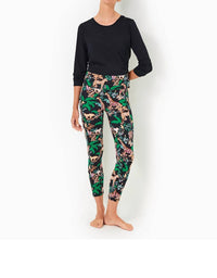Lilly Pulitzer - Upf 50+ High Rise Weekender Midi Legging - animal - black - clothing