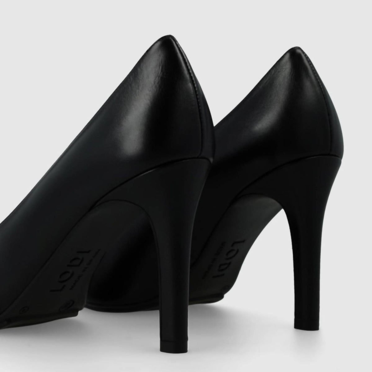Lodi - Women's Rinata Heeled Shoes