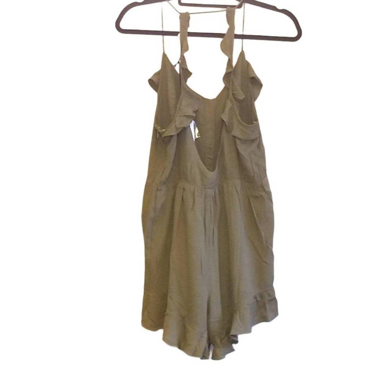 Loveriche - Chic Ruffled Romper