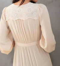 Lovestitch - Retro Boho Embroidered Ruffled Maxi Kimono Robe