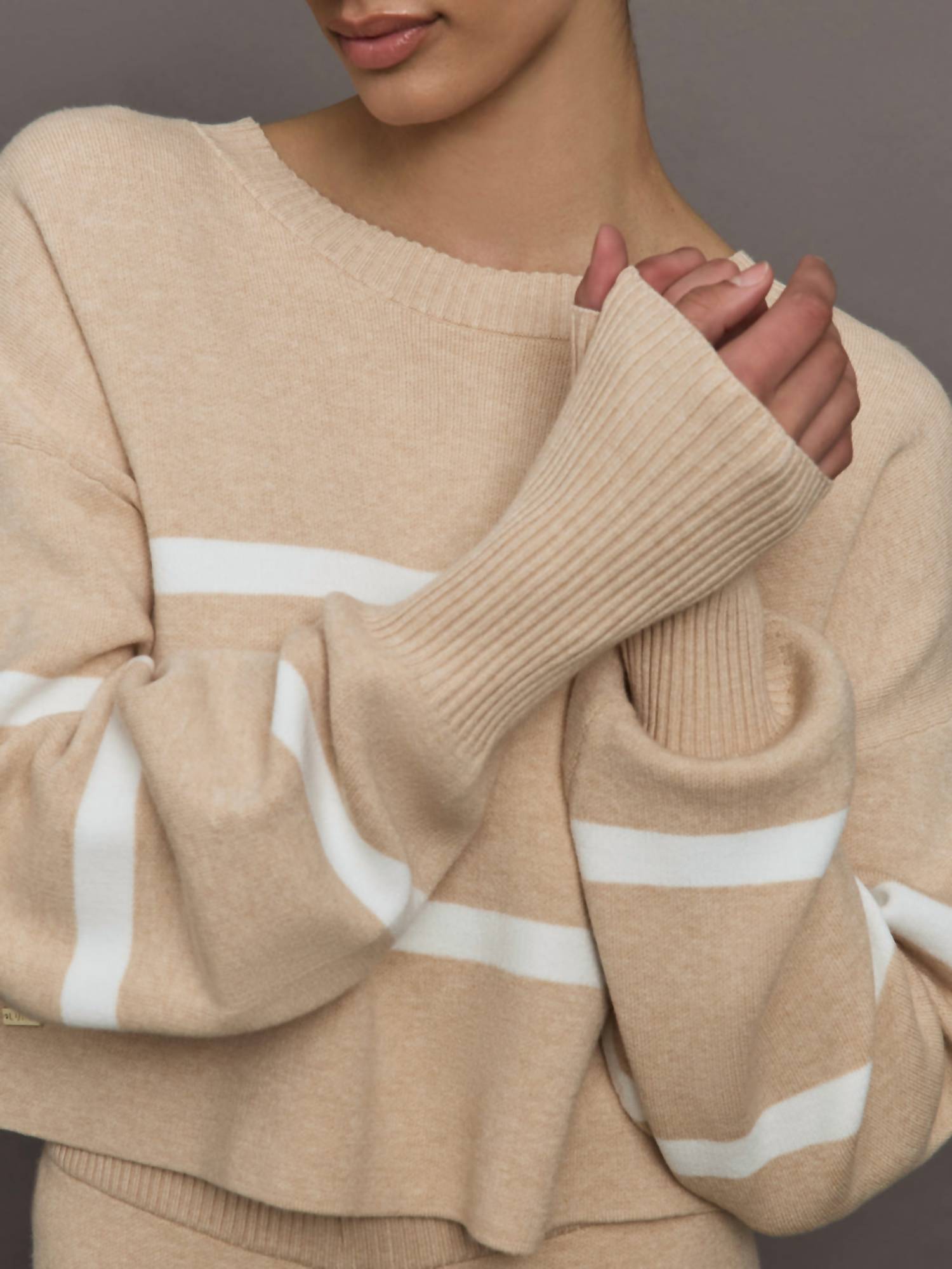 Lune Active - Olly Cropped Striped Sweater - beige - clothing - crew