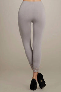 M.Rena - Lace Trim Cropped Leggings