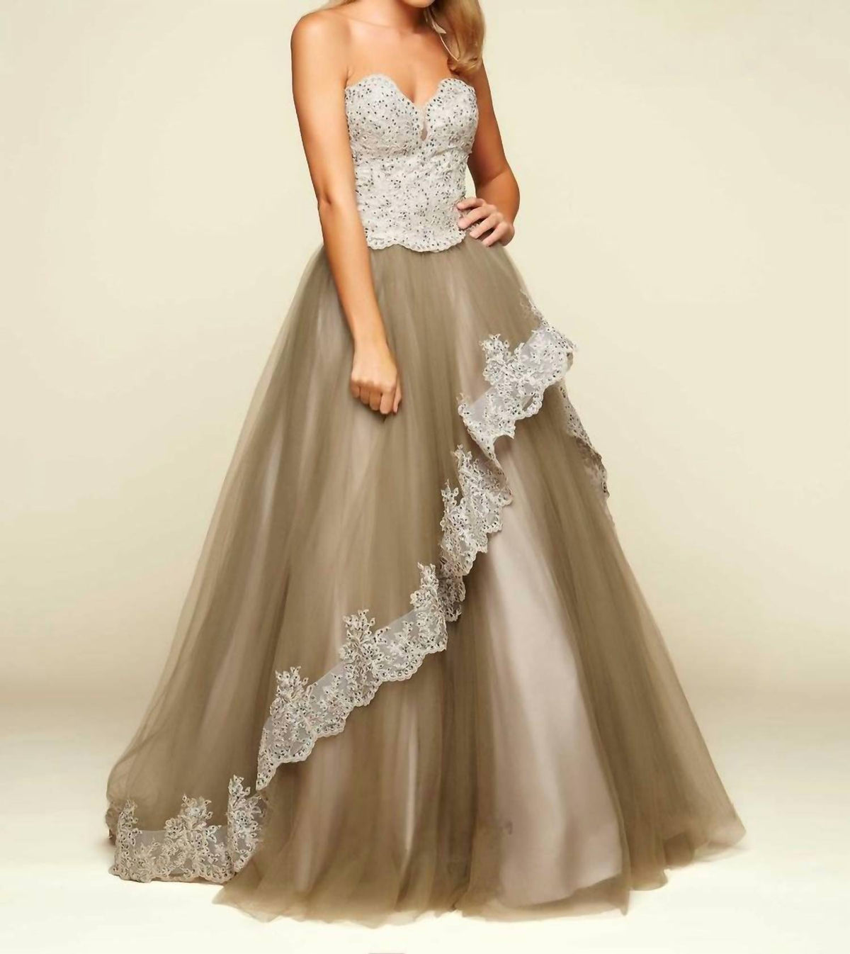 Mac Duggal - TULLE BALL GOWN