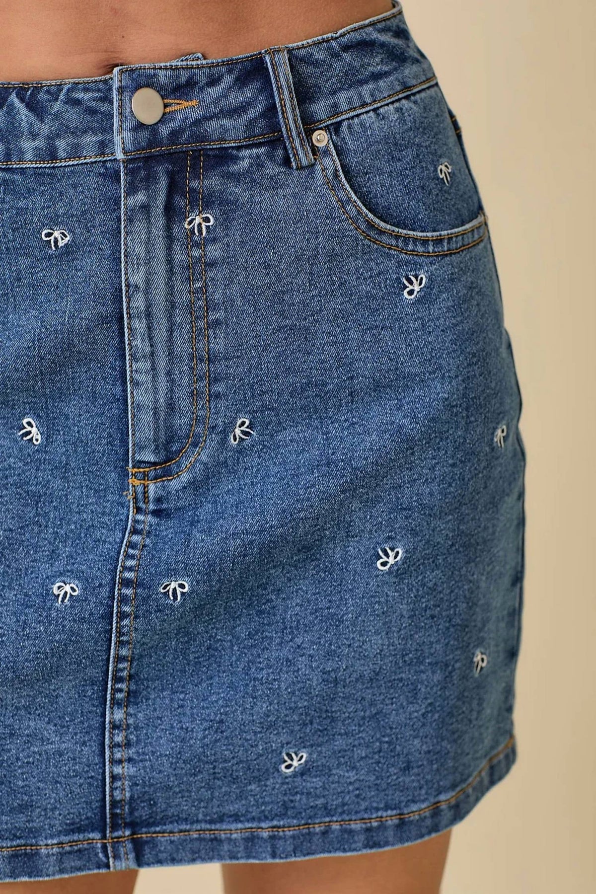 Mainstrip - Ribbons Pattern Mini Skirt
