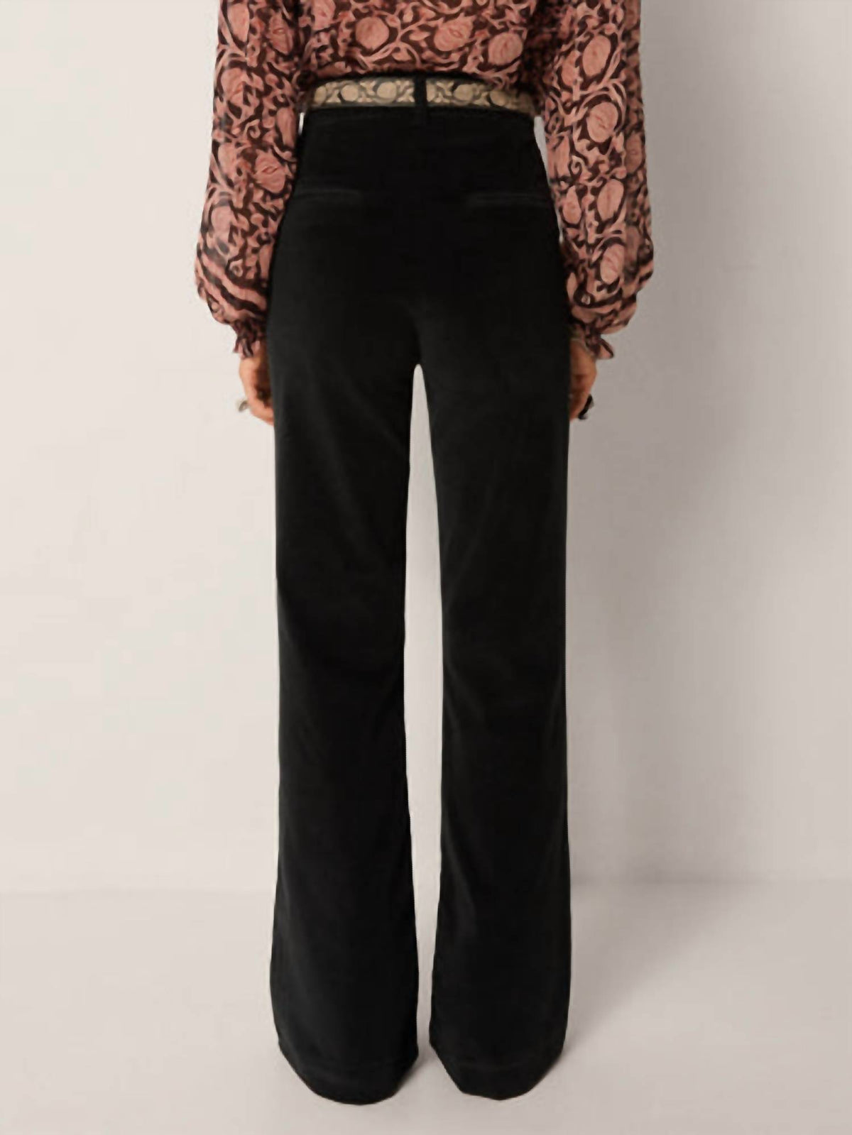 Maison Hotel - Studio 54 Jerry Pants