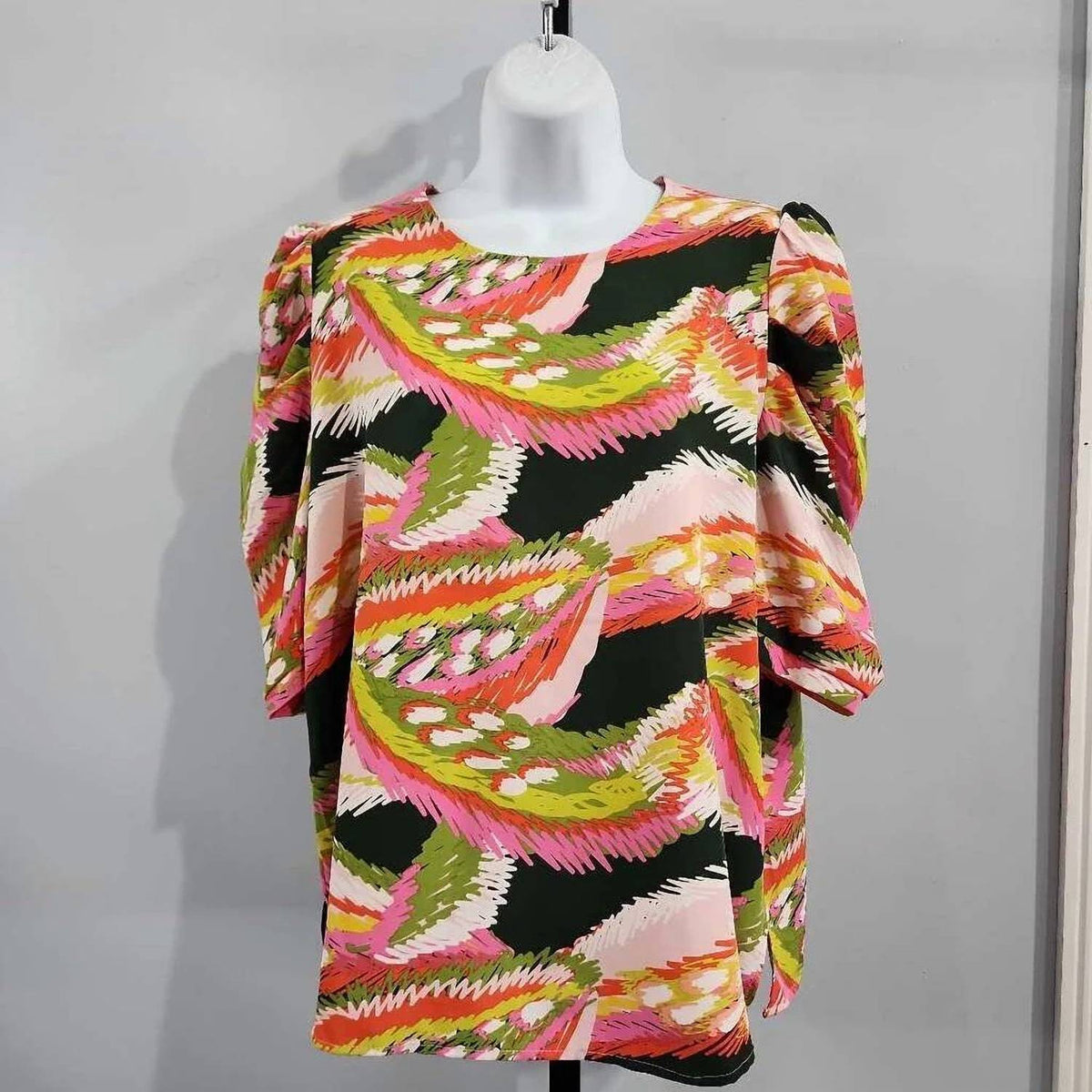 Mary Square - Wild Wonder Tory Top