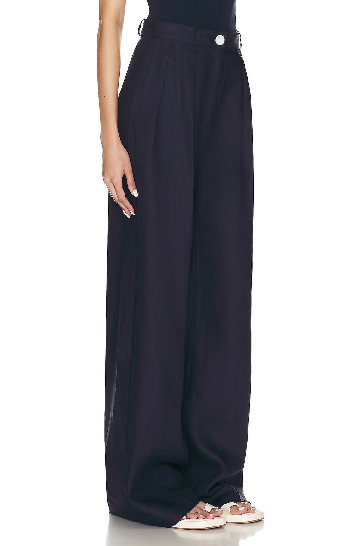 Matthew Bruch - Button Pleated Trouser