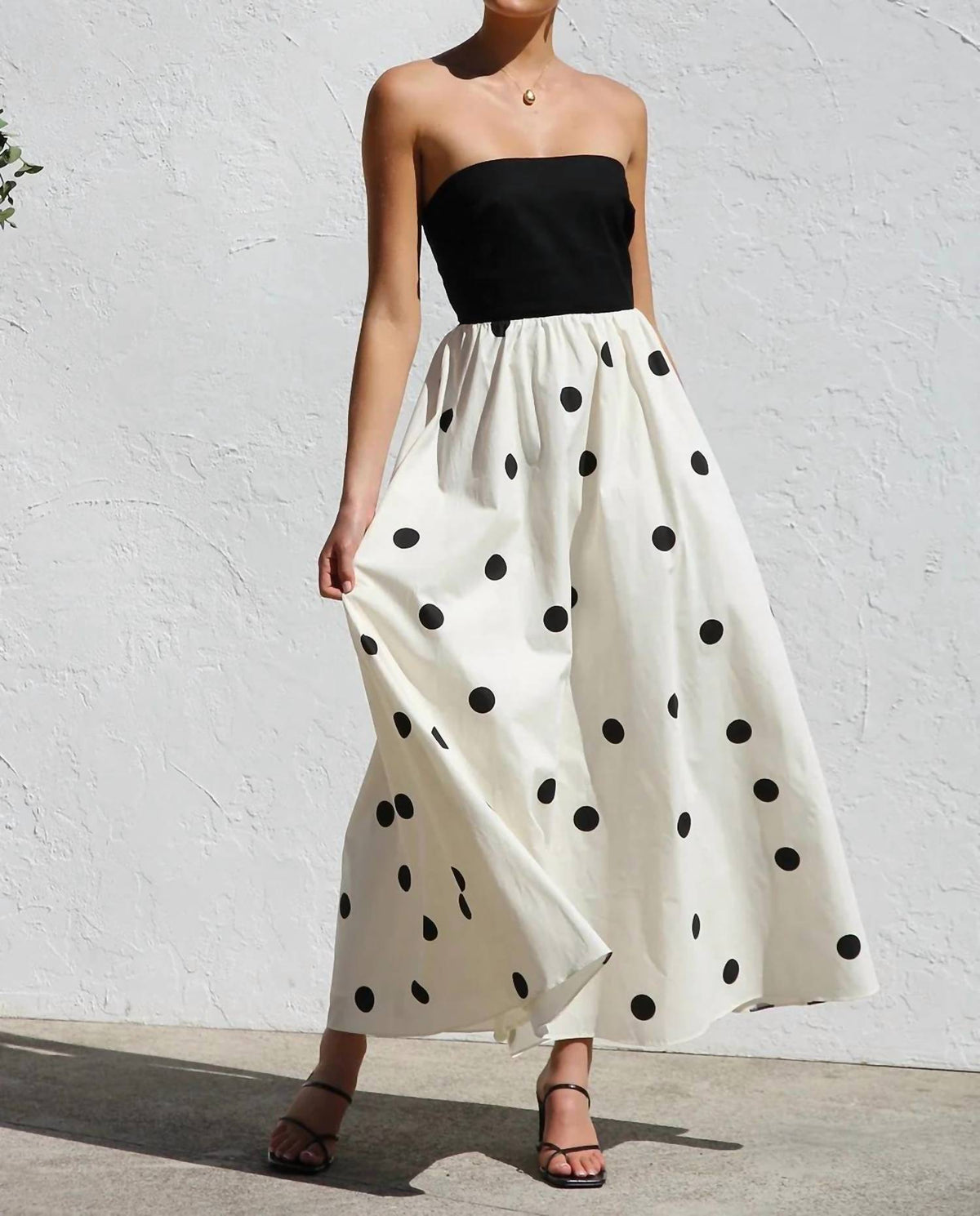 Mccolin - Dreamy Strapless Summer Dress