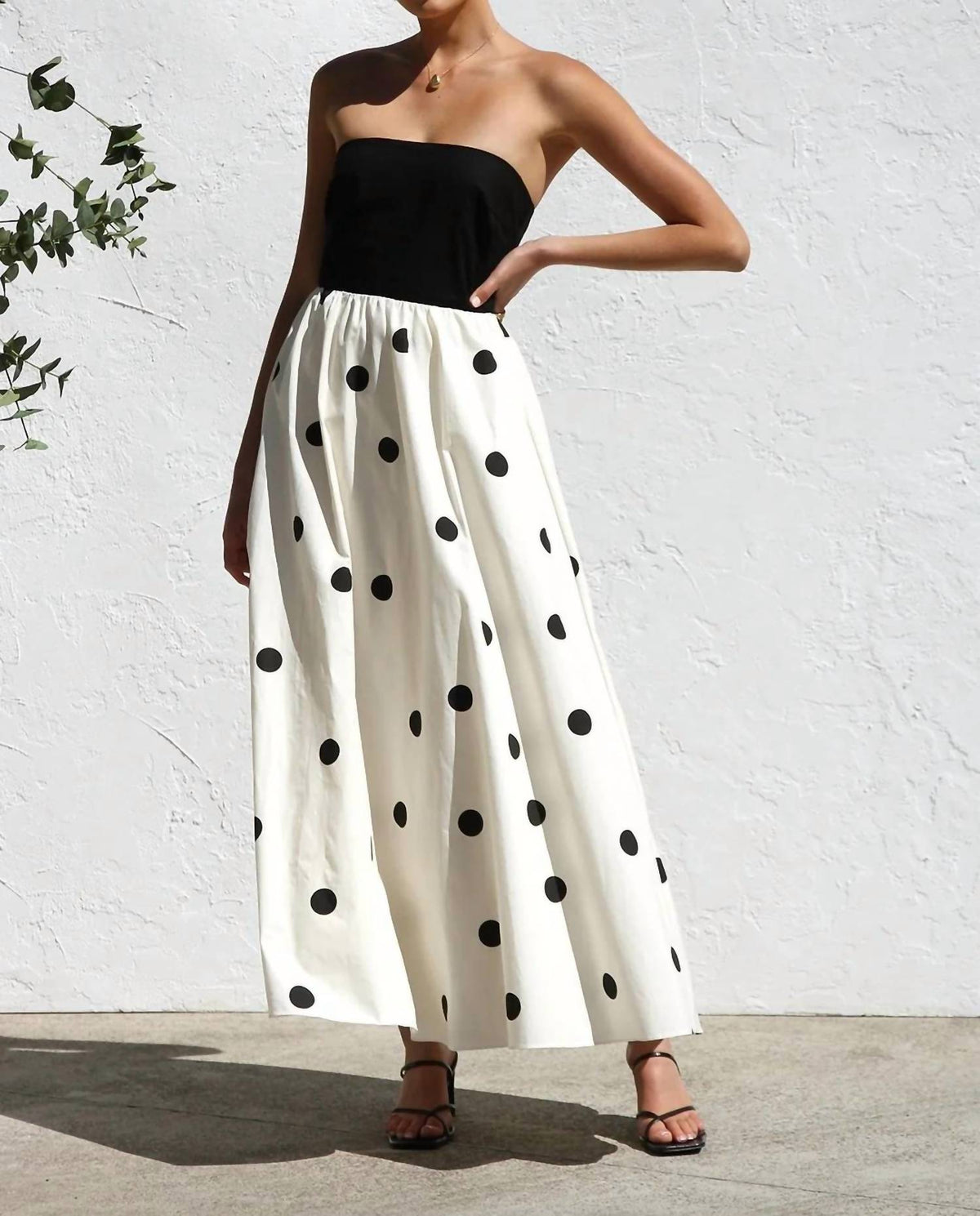 Mccolin - Dreamy Strapless Summer Dress