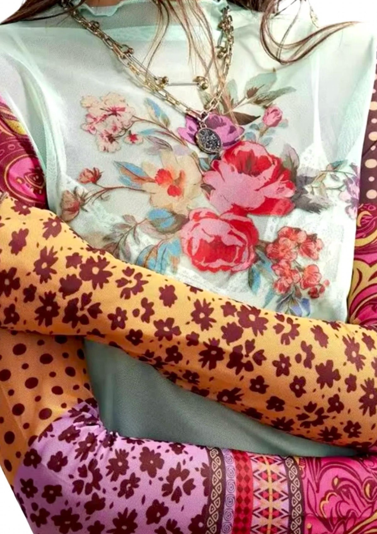 Mccolin - Floral Mixed Pattern Sleeve Top