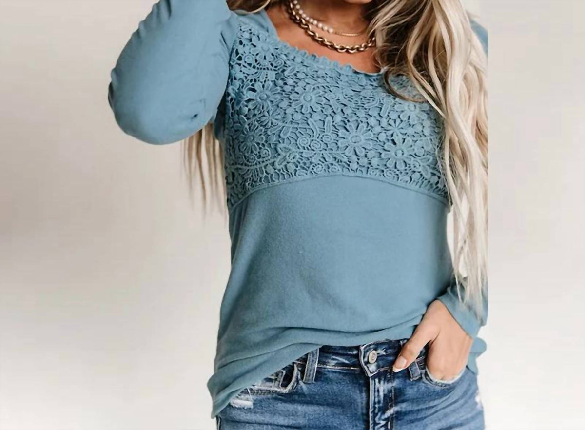 Mccolin - Florals For Days Top