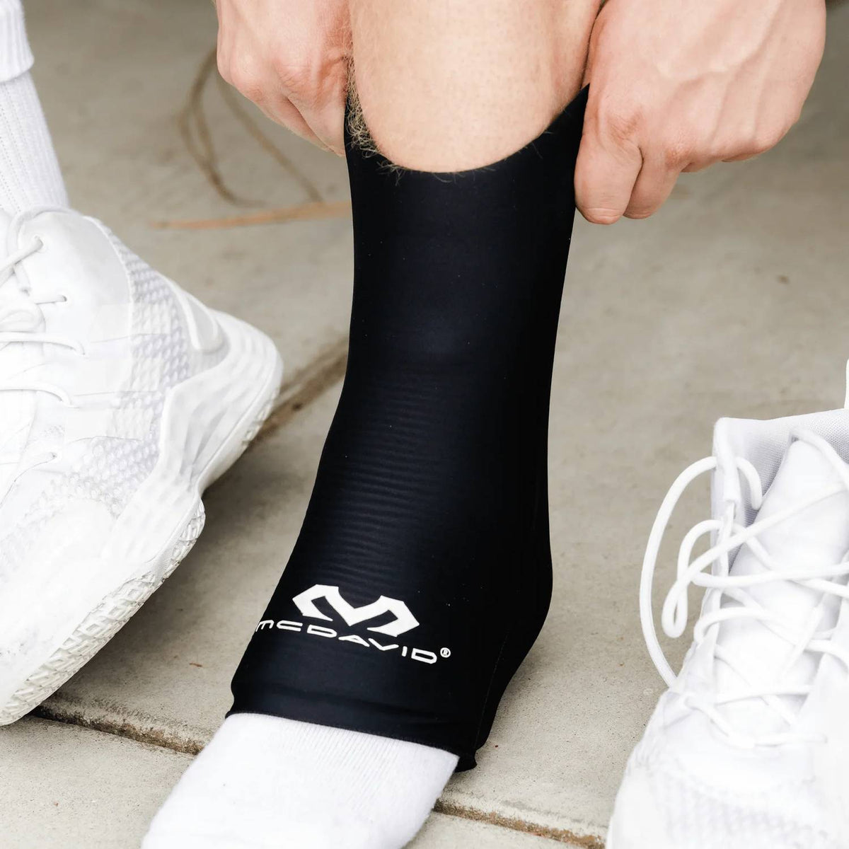 Mcdavid - Flex Ice-Heat Therapy Ankle Compression Sleeve