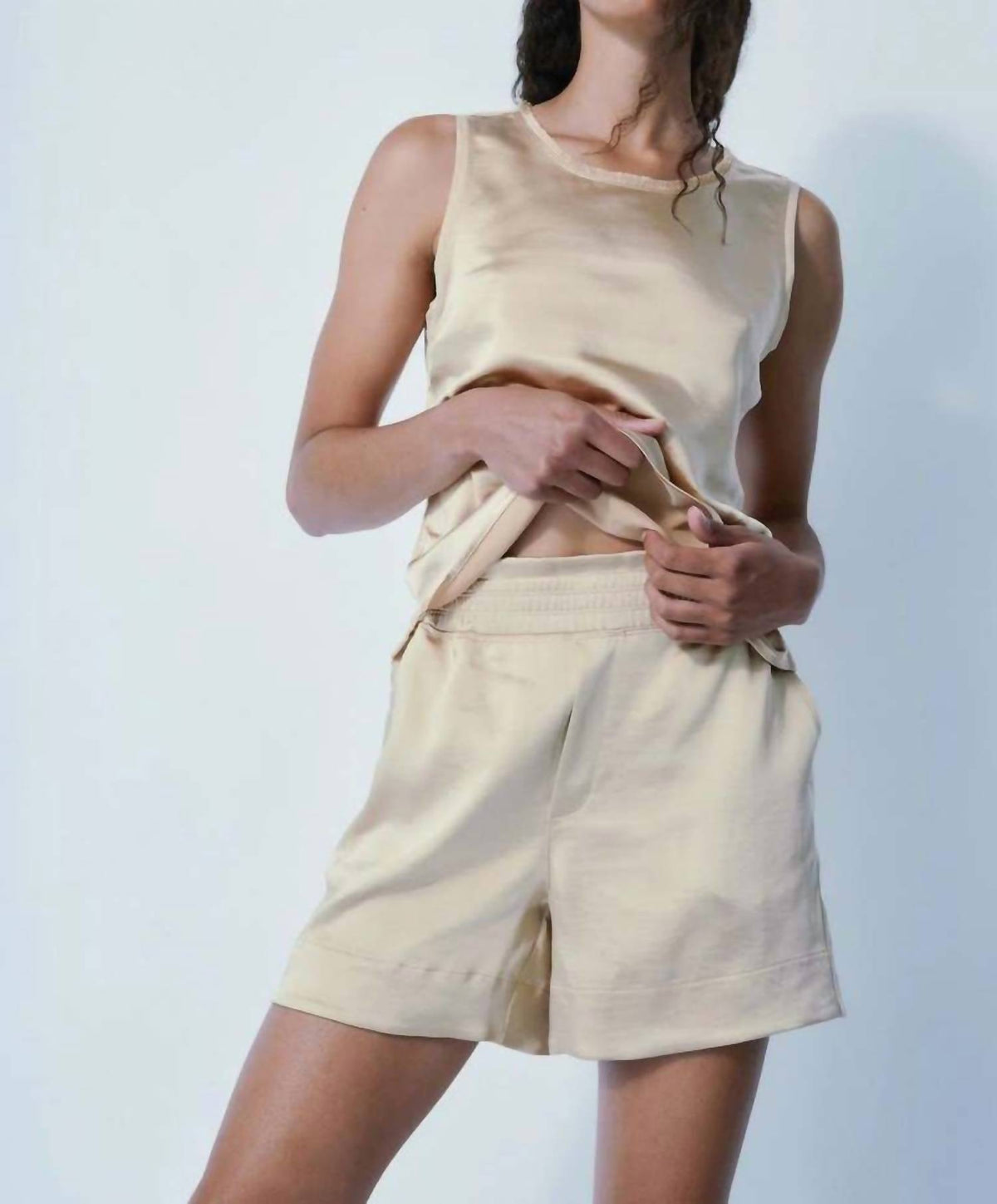 Melissa Nepton - Lauren Short