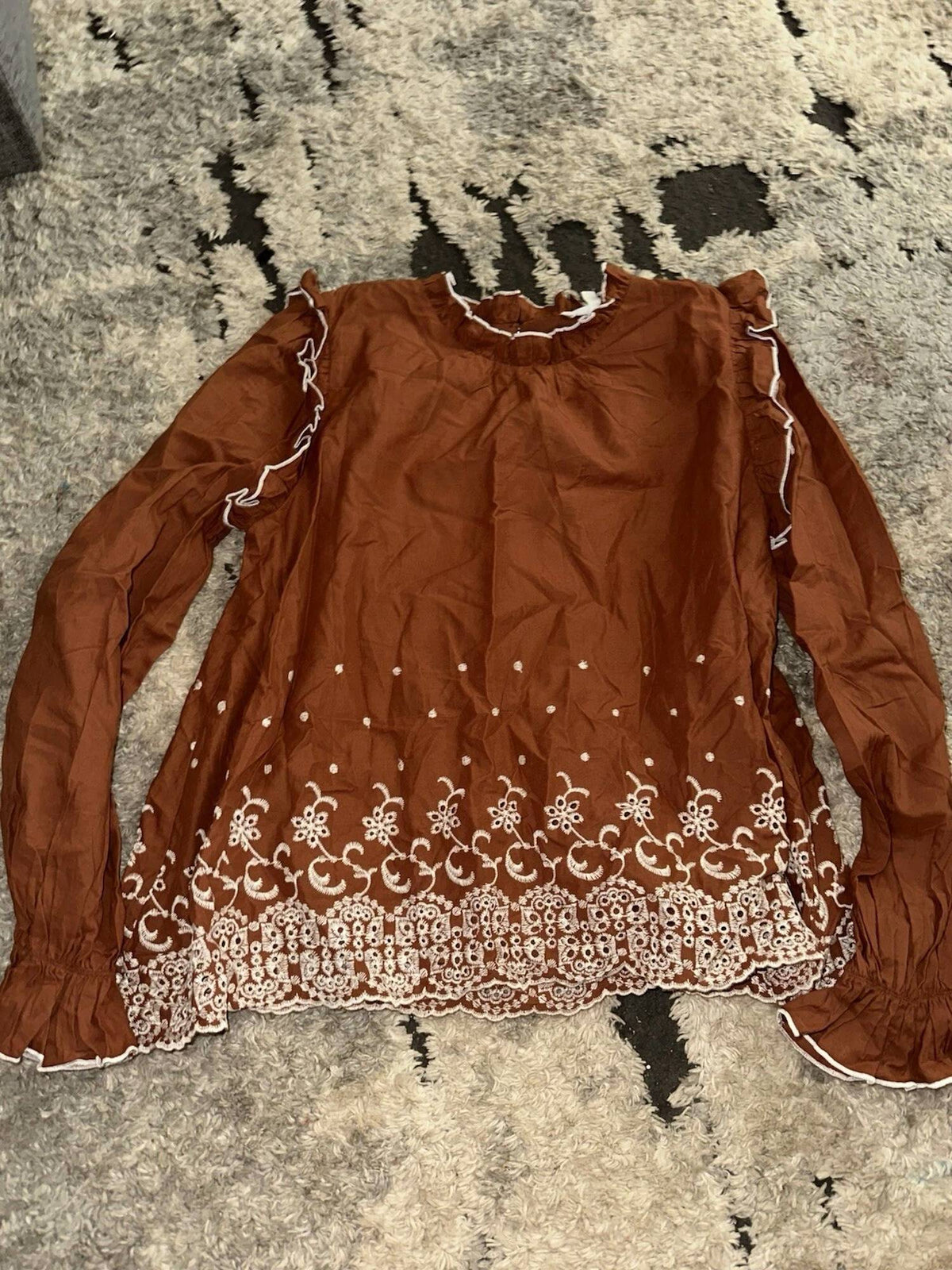 &Merci - Ruffled Lace Trim Top