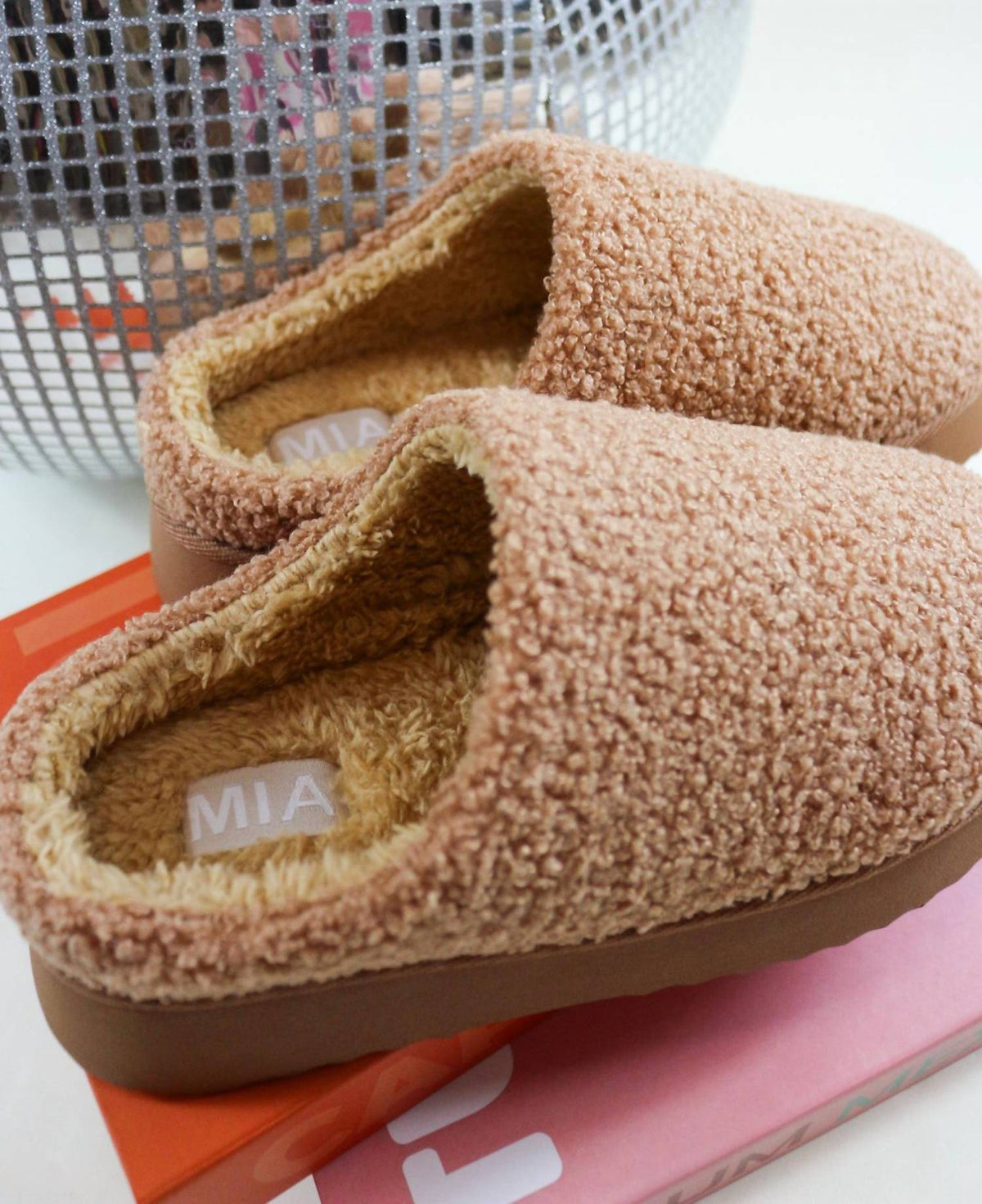 Mia - Women's Icee Sherpa House Slippers