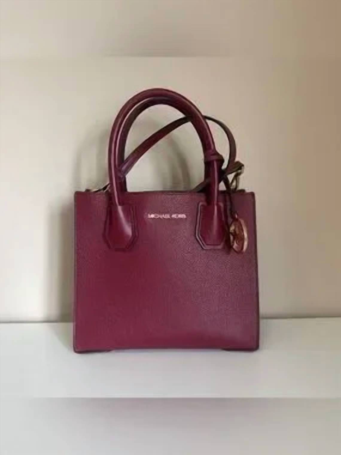 Michael Kors - Women's Mercer Medium Messenger Bag