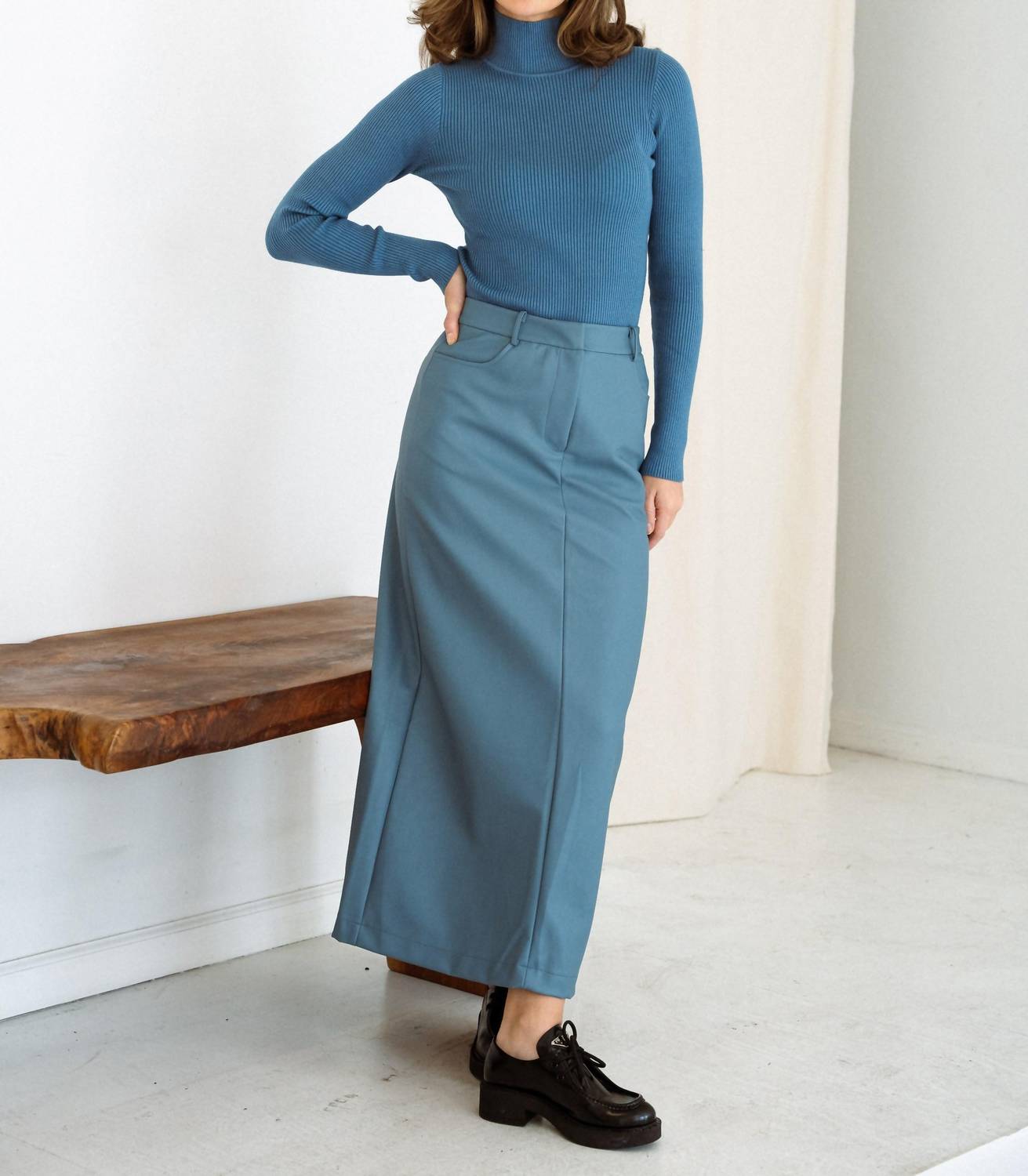 Mima Rosso - Leather Maxi Skirt - blue - clothing - directbrandpartner