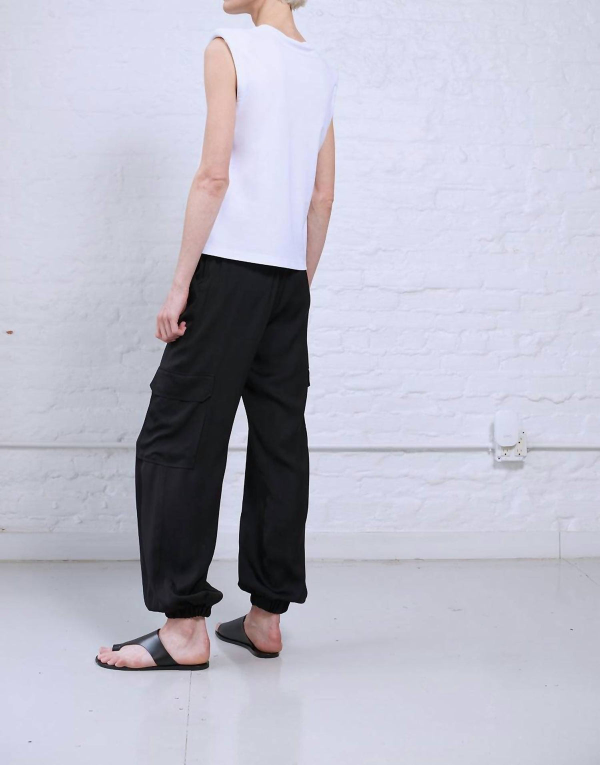 Inessa Luxe Logo Shoulder Pad Tee