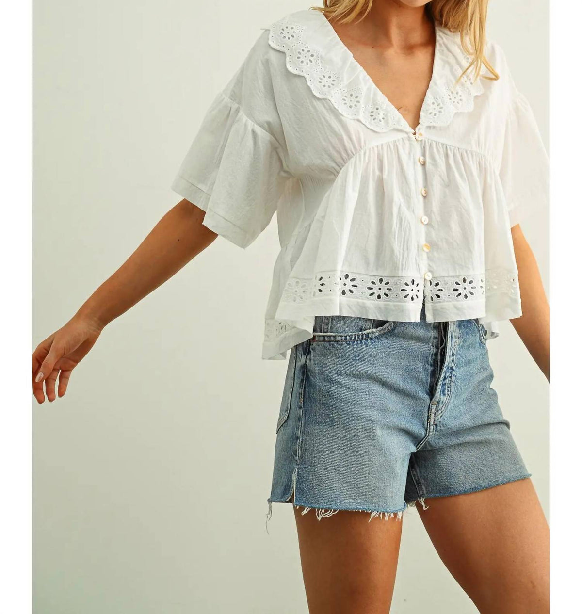 Miou Muse - Aria Romantic Eyelet Ruffle Blouse