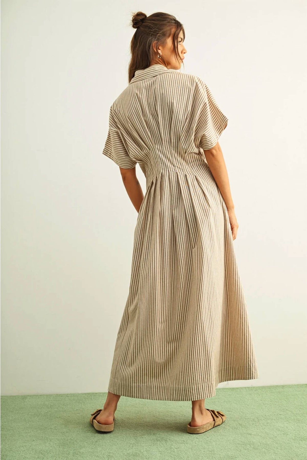 Miou Muse - Lilly Striped Button-front Maxi Dress