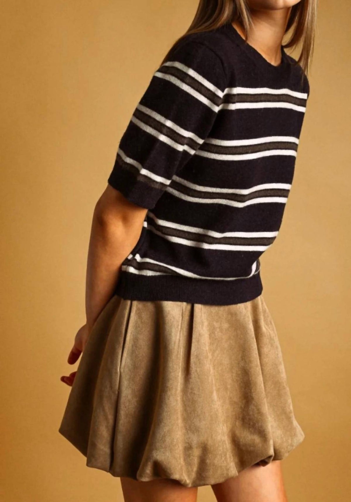 Miou Muse - Short Sleeve Sweater
