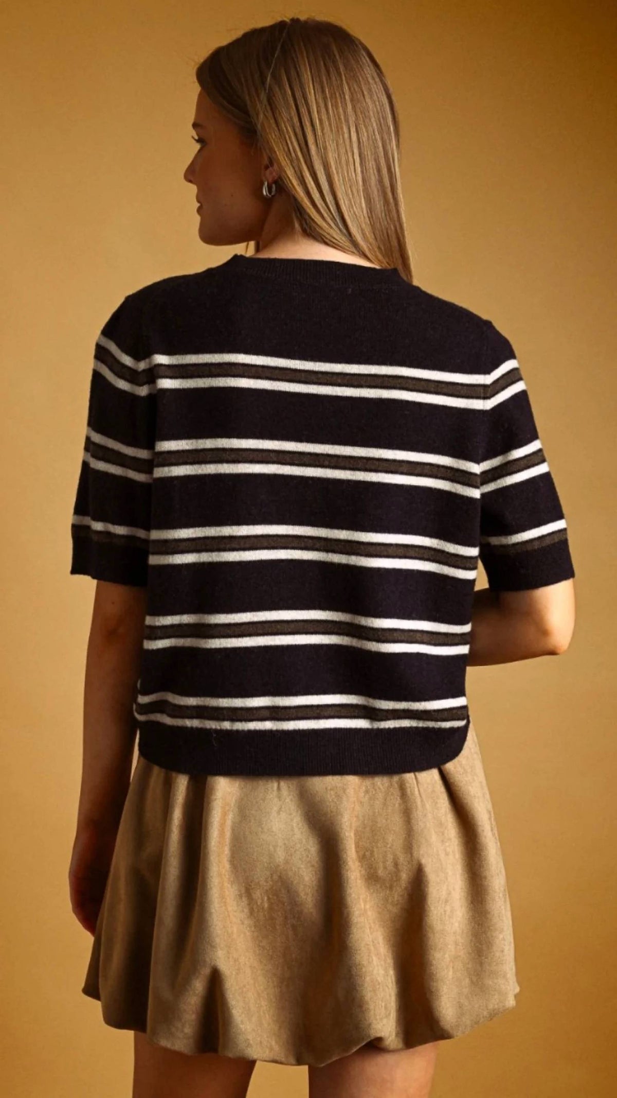 Miou Muse - Short Sleeve Sweater