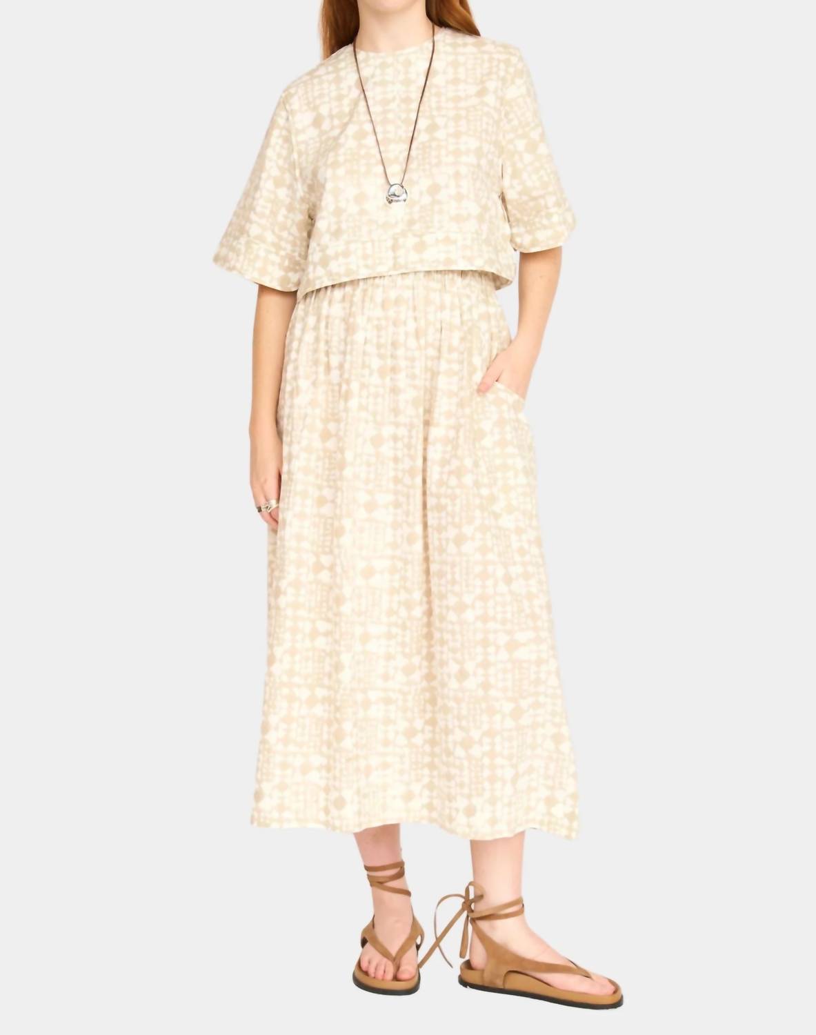 Mirth - Cropped Field Top