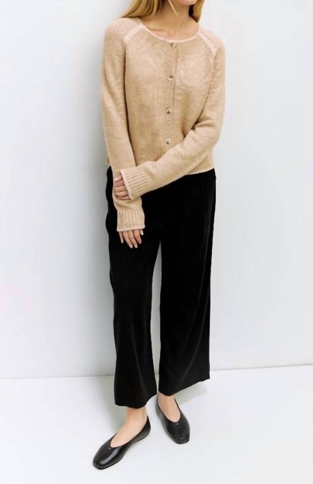 Mod Ref - Patty Cardigan
