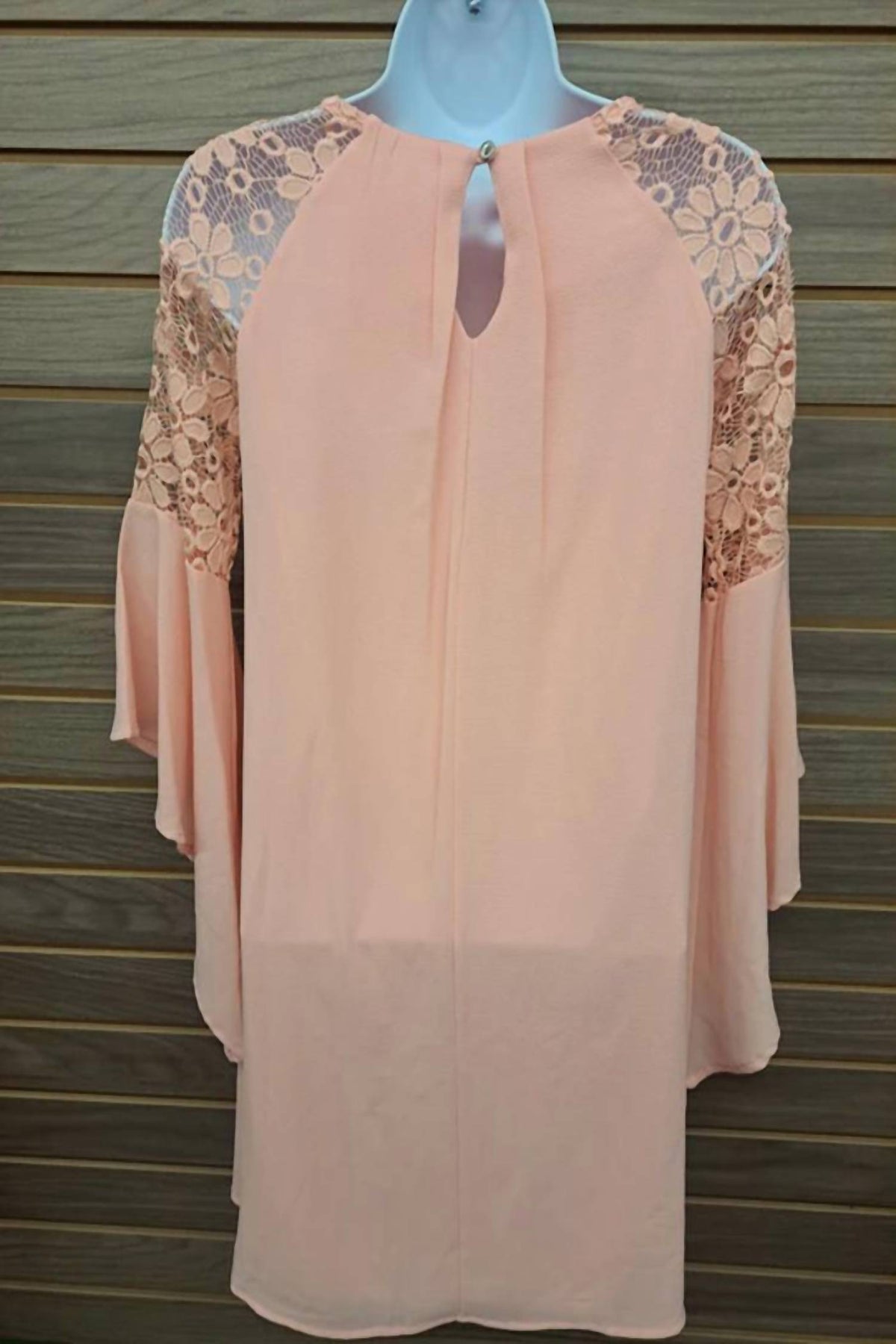 Mod Ref - Women's Lace Arm 3/4 Sleeve