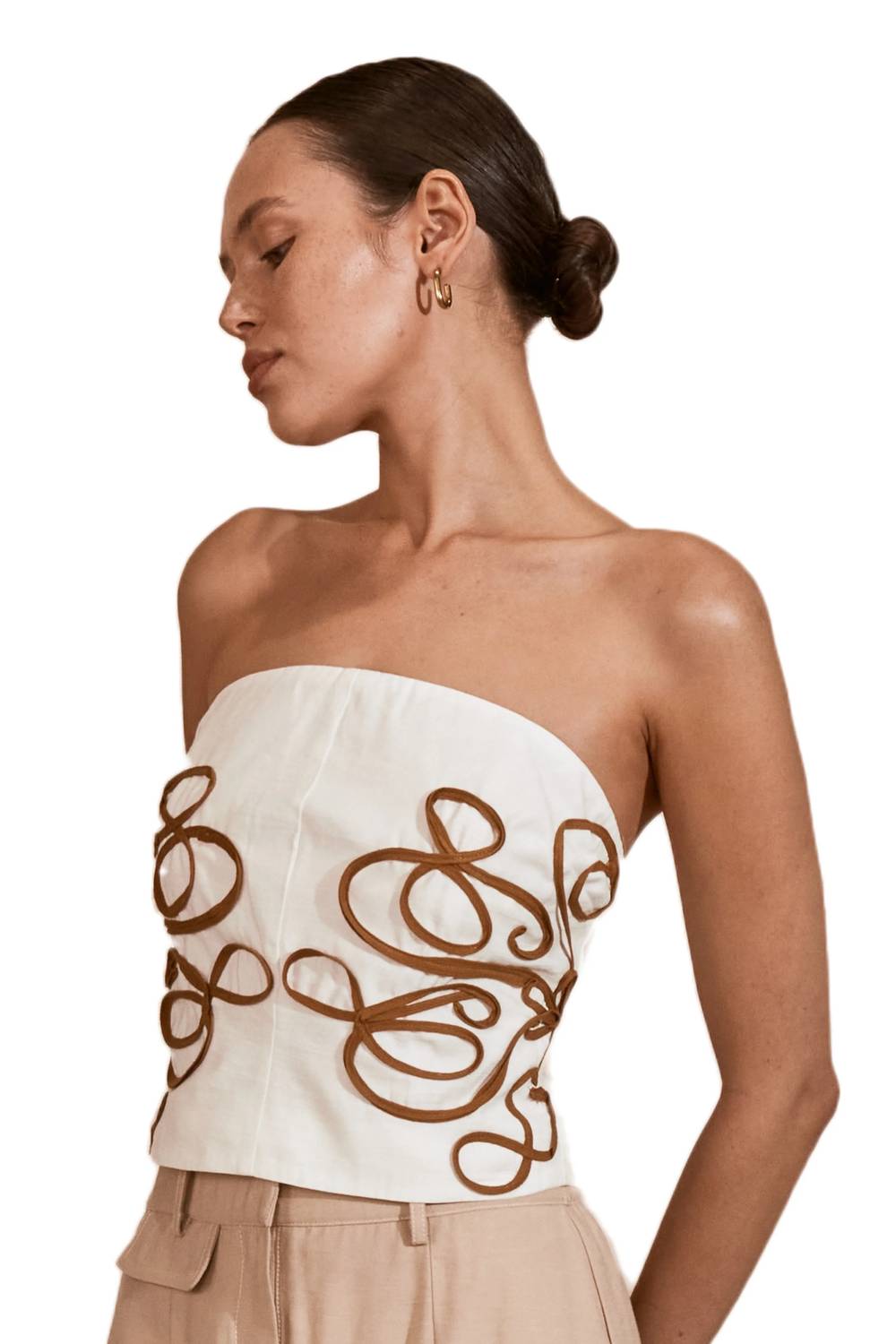 Mon Renn - Luna Embroidered Sleeveless Top