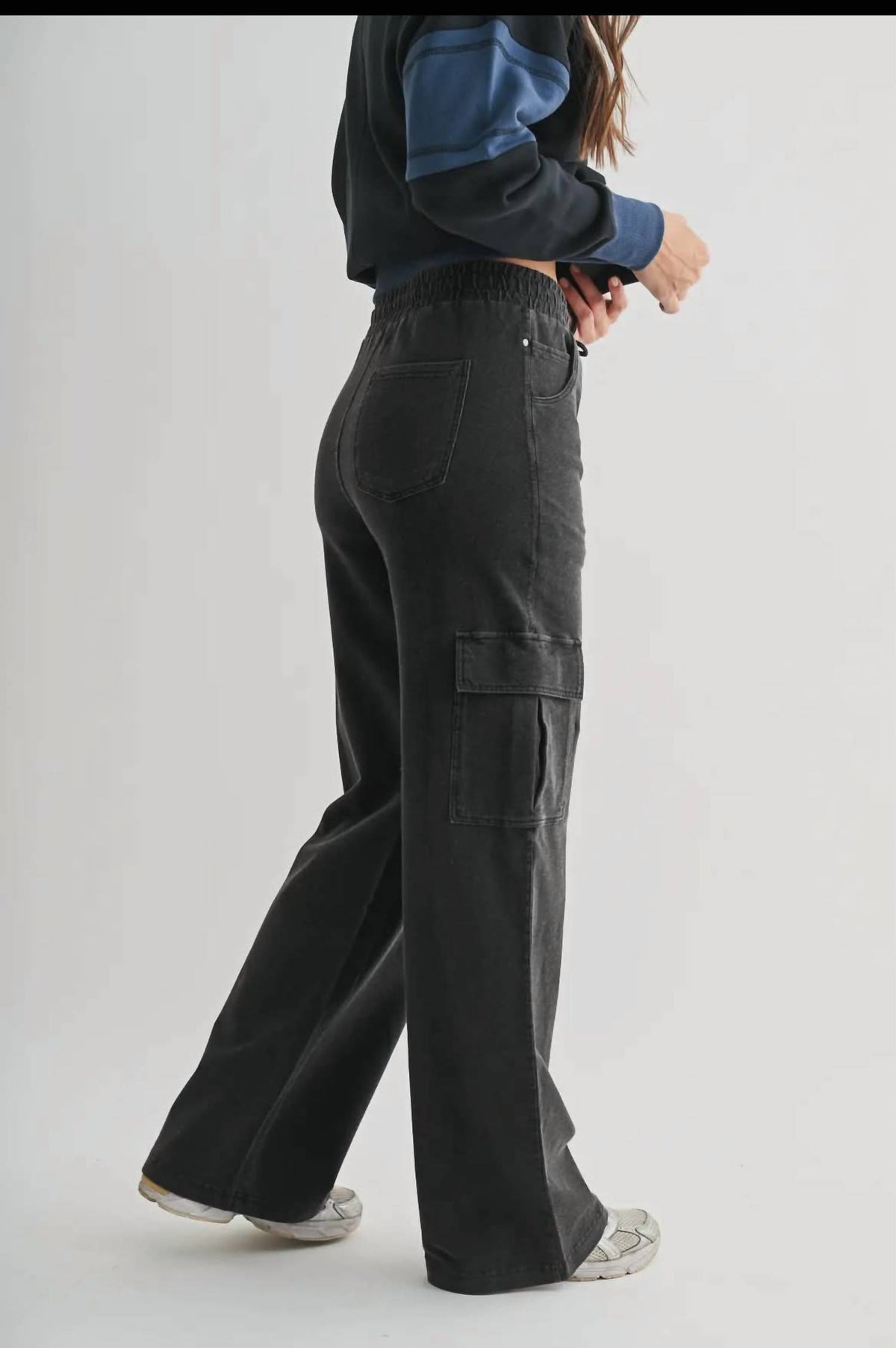 Mono B - Cargo Jean