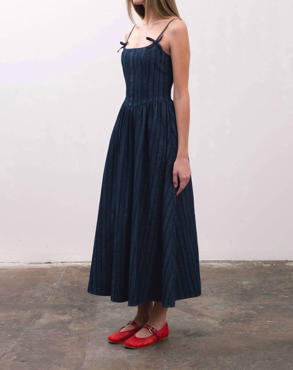 Moon River - Bow Denim Midi Dress