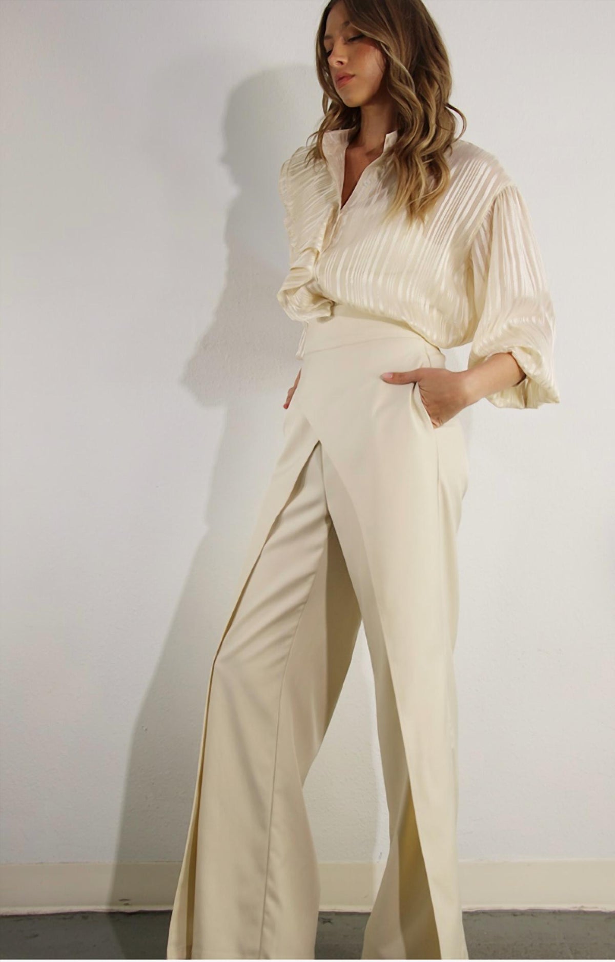Mulla - Fly Away Tie Back Pants