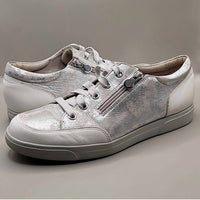 Munro - Women's Gabbie Sneaker