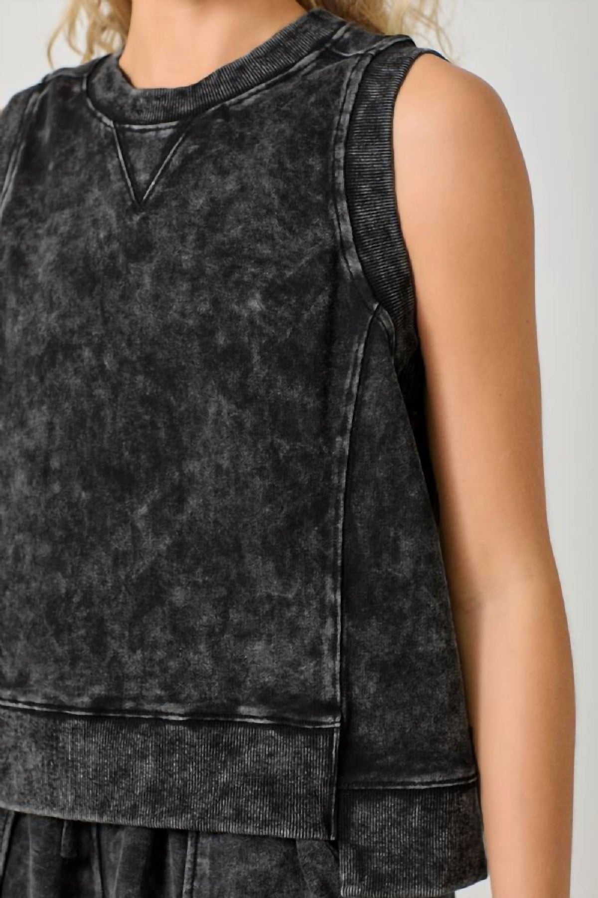 Mystree - Bowie Sleeveless Terry Top