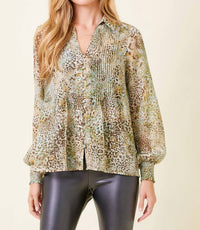 Mystree - Leopard Print Pintuck Blouse