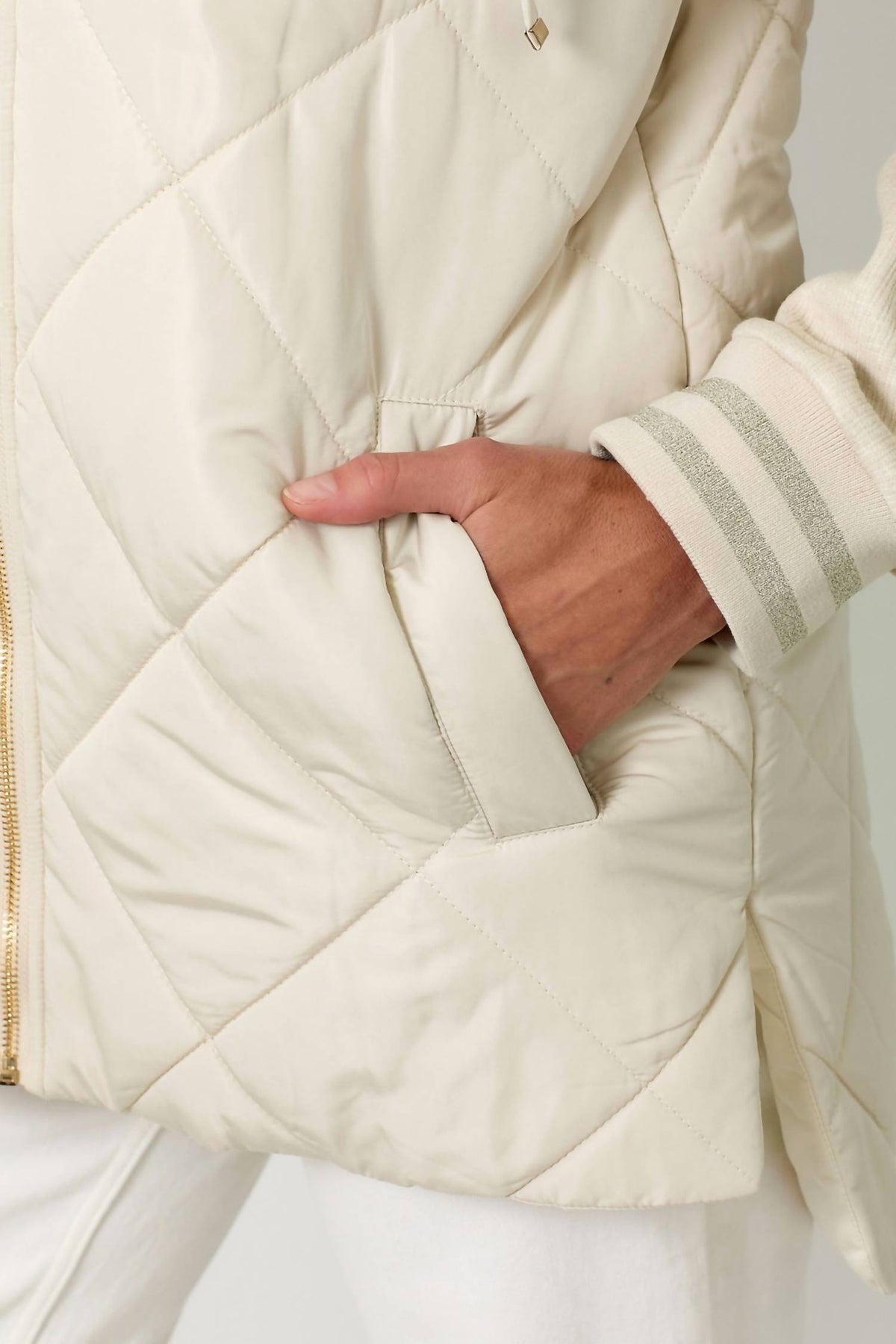 Mystree - Mixed Sleeve Puffer Jacket